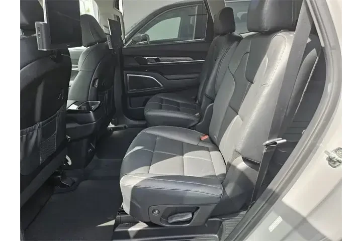 $35590 : Kia Telluride 2022 AWD SX 4d image 4