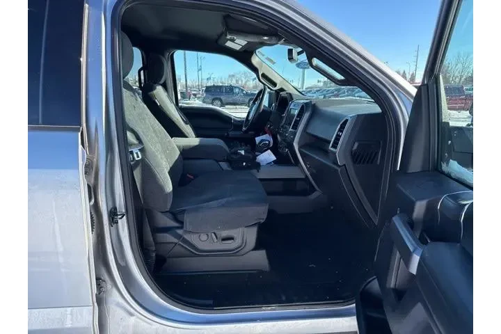 $30000 : Ford F-150 2020 4x4 XLT 4dr image 10