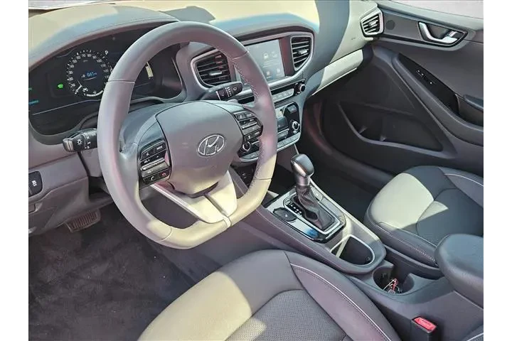 $15999 : Hyundai IONIQ Hybrid 2019 Li image 10