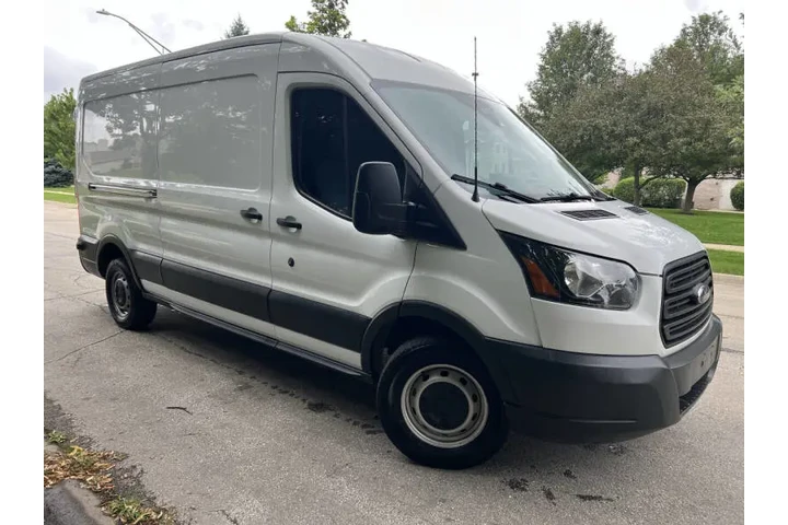 $19997 : 2018 Transit 250 image 9