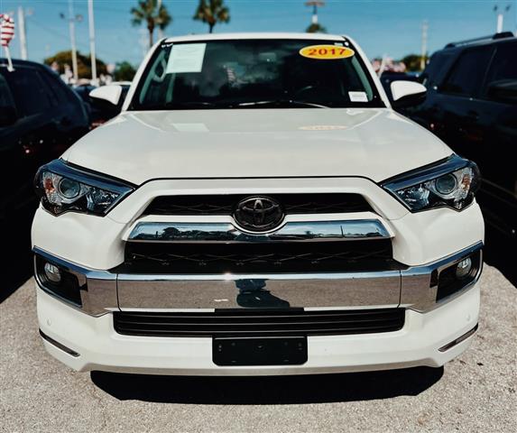 $29900 : 2017 4RUNNER LIMITED 4WD image 5