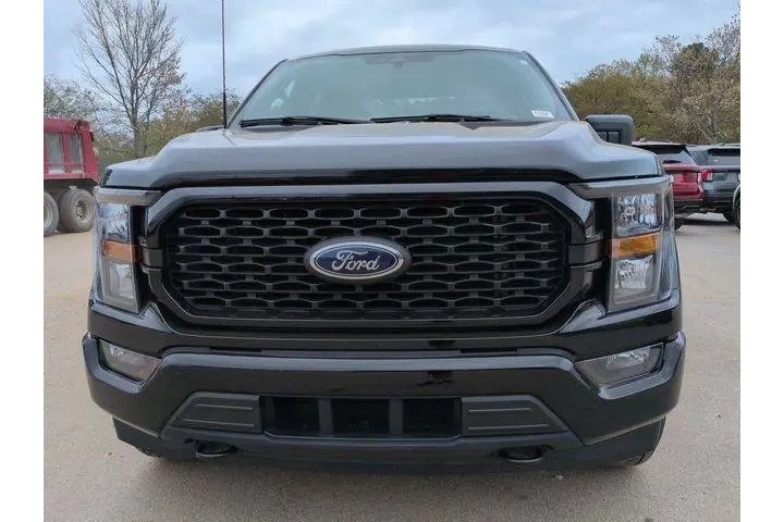 $35436 : Ford F-150 2023 4x4 XL 4dr S image 9