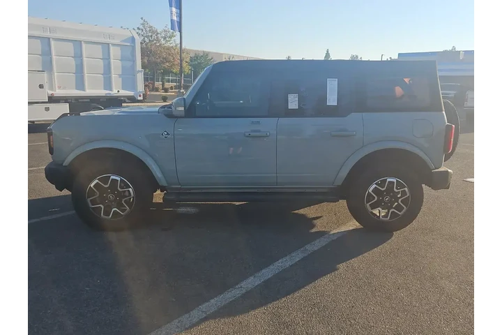 $40000 : Ford Bronco 2023 4x4 Base Ad image 5