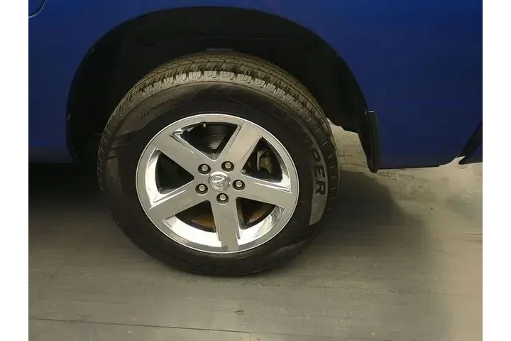 $22988 : Ram 1500 2017 4x4 Express 2d image 9