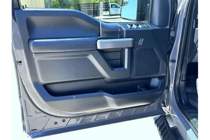 $21995 : Ford F-150 2020 4x4 XLT 4dr image 9