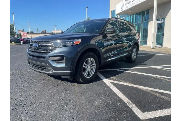 $30450 : Ford Explorer 2022 AWD XLT 4 image 4