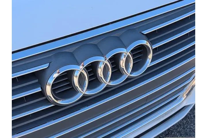 $20999 : Audi A4 2019 Titanium 40 TFS image 5