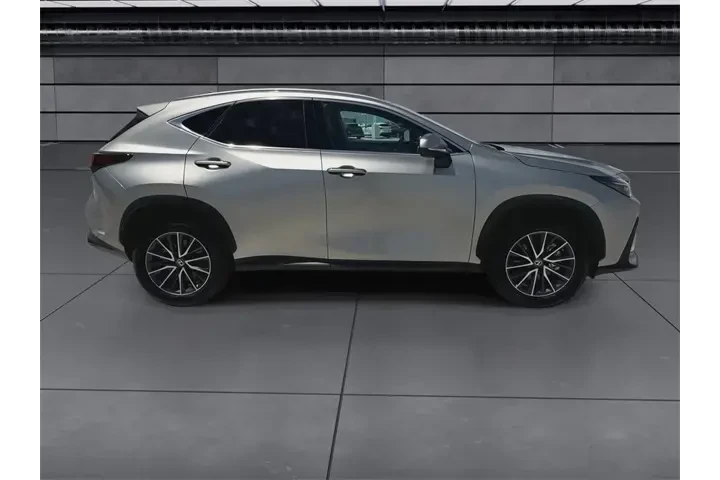 $38988 : Lexus NX 250 2024 Premium 4d image 9