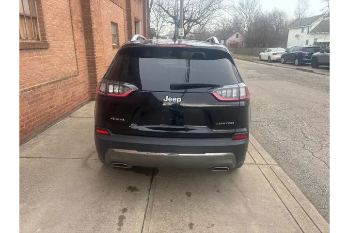 $19999 : 2019 Cherokee Limited image 8