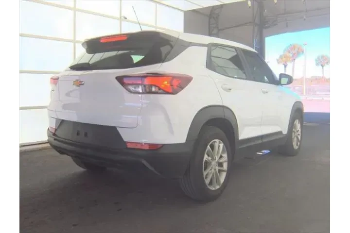 $19493 : Chevrolet Trailblazer 2024 L image 3