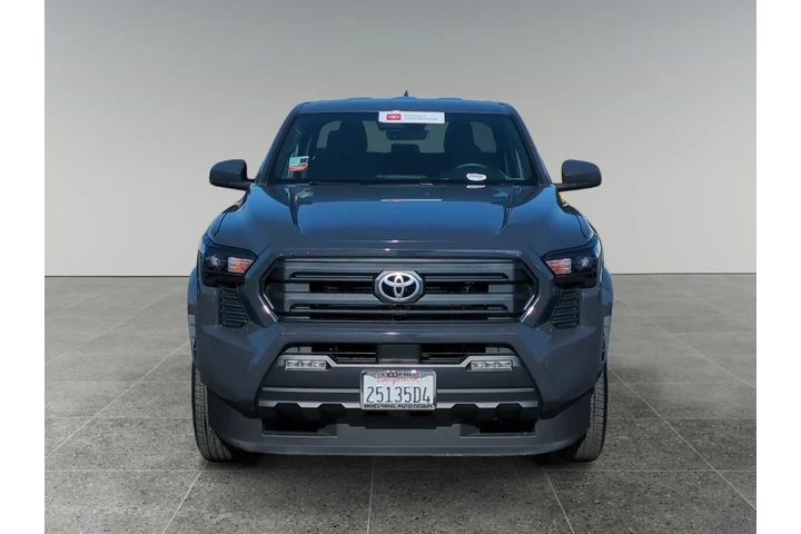 $39702 : Toyota Tacoma 2025 4x2 SR5 4 image 8