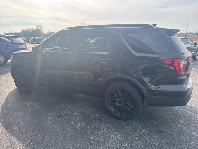 $18141 : Pre-Owned 2016 Explorer Sport image 4