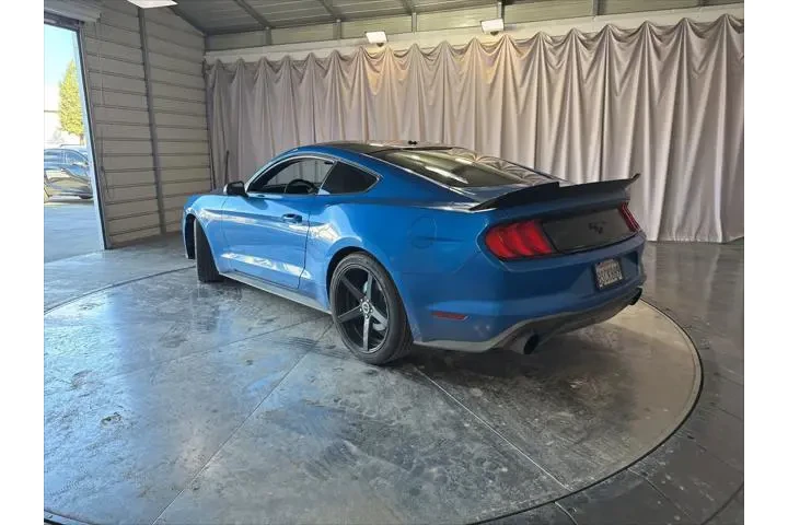 $15699 : Ford Mustang 2020 EcoBoost 2 image 7