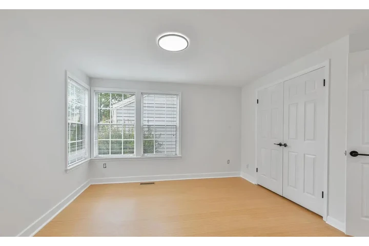 $1350 : Apartamento de 2 habitaciones image 5