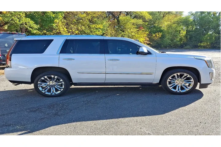 $33899 : Cadillac Escalade 2020 4x4 P image 6