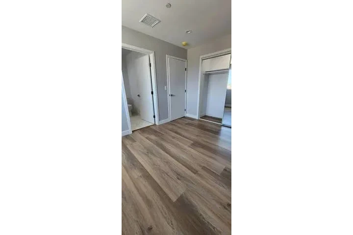 $1080 : Fully attached 1bed/1bath image 6