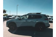 $36997 : Nissan Rogue 2026 AWD Rock C thumbnail