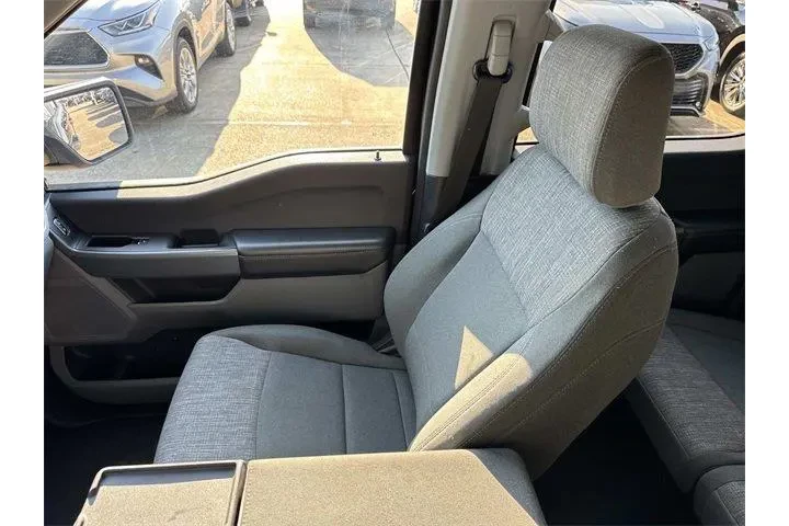 $28650 : Ford F-150 2023 4x2 XL 4dr S image 8