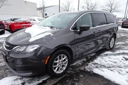 $13995 : 2017 PACIFICA thumbnail