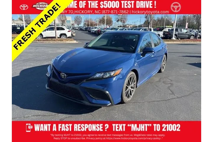 $25671 : Toyota Camry 2024 SE 4dr Sed image 1