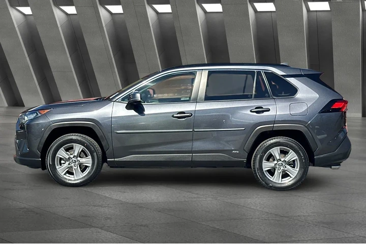 $29000 : Toyota RAV4 Hybrid 2022 AWD image 8