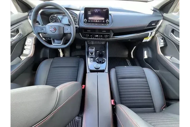 $32999 : Nissan Rogue 2025 AWD SV 4dr image 10