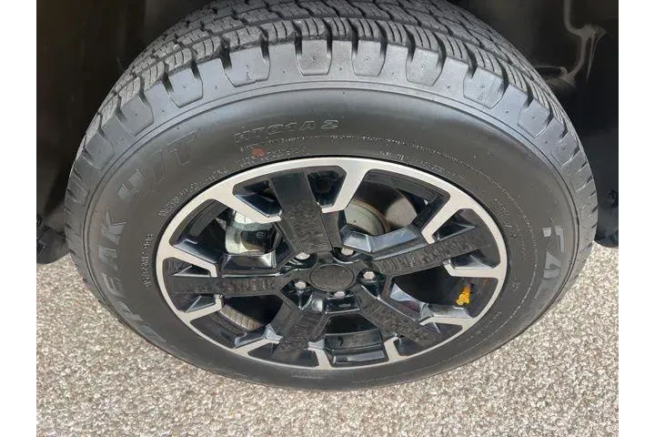 $19495 : Jeep Renegade 2023 4x4 (Red) image 8