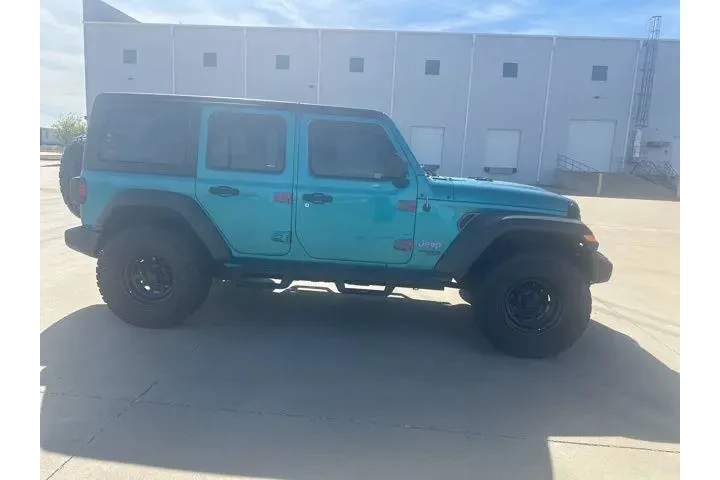 $23883 : Jeep Wrangler Unlimited 2020 image 4