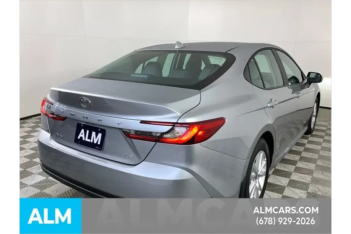 $27420 : Toyota Camry 2026 LE 4dr Sed image 10