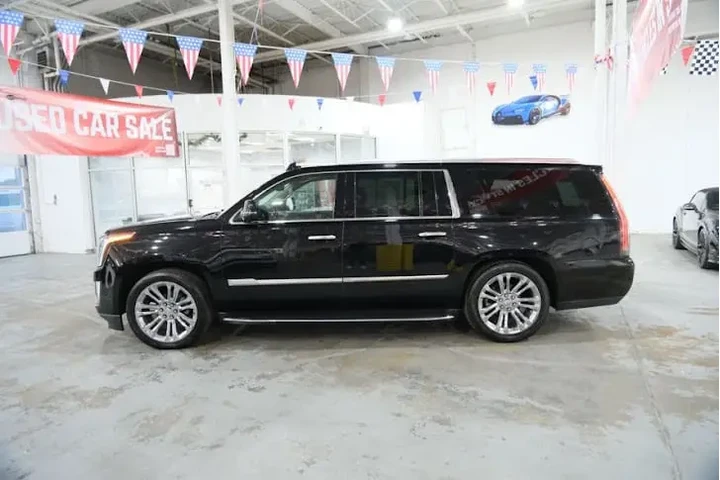 $28765 : 2019 CADILLAC Escalade ESV Lu image 6