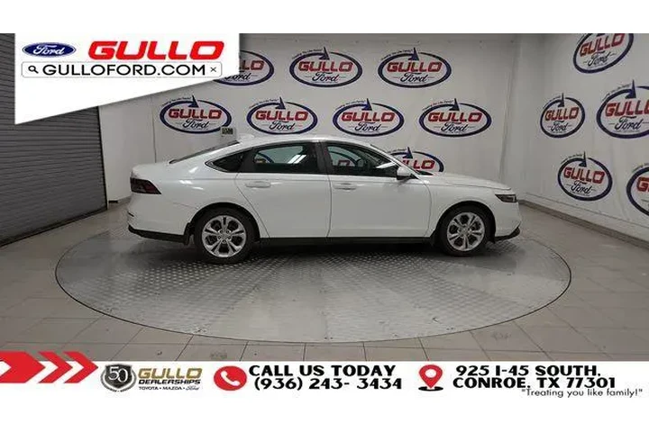 $24991 : Honda Accord 2024 LX 4dr Sed image 9