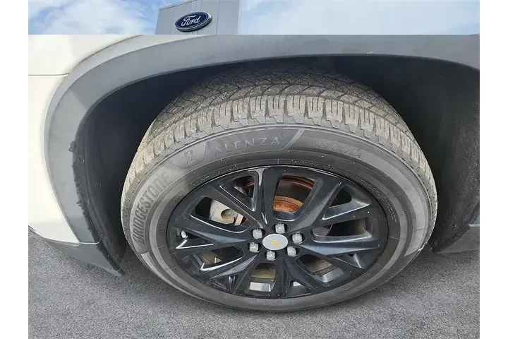 $19400 : Chevrolet Traverse 2019 4x4 image 3