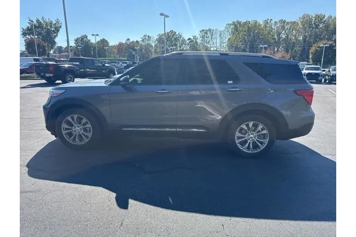 $25773 : Ford Explorer 2021 AWD Limit image 3