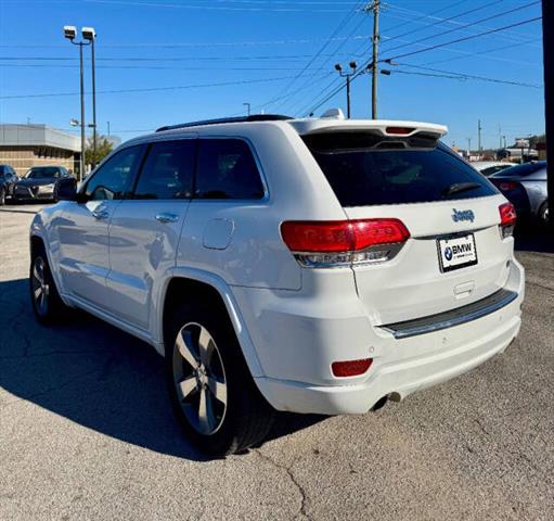 $10900 : 2015 Grand Cherokee Overland image 6