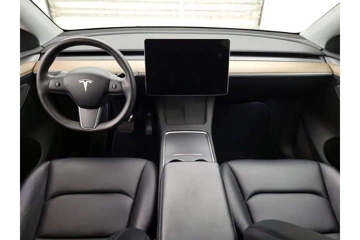 $32998 : Tesla Model Y 2023 AWD Long image 9