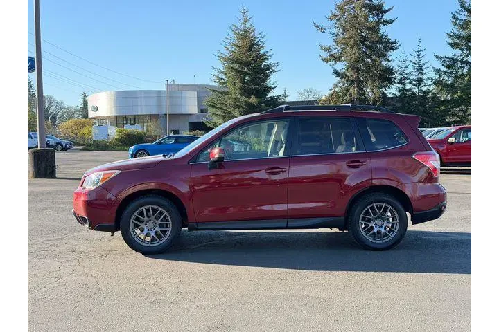 $11800 : Subaru Forester 2014 AWD 2.5 image 6