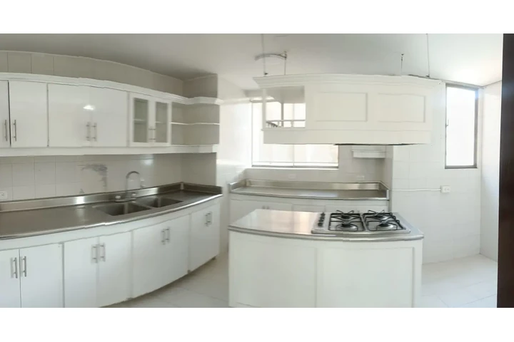 VENDO APTO DUPLEX B/INGENIO image 4
