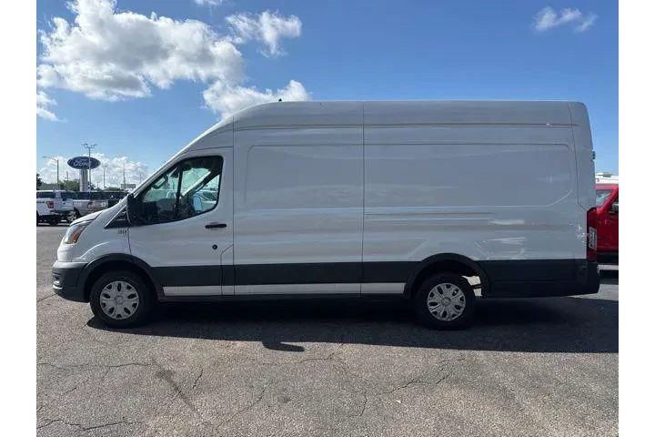 $18999 : Ford Transit 2022 250 3dr LW image 2