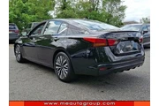 $19696 : Nissan Altima 2024 2.5 SV 4d thumbnail