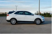 $10955 : Chevrolet Equinox 2020 LS 4d thumbnail