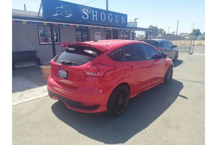 $12795 : 2015 Focus ST image 4