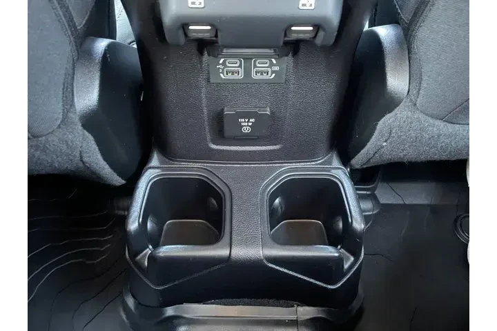 $27908 : Jeep Wrangler Unlimited 2020 image 9