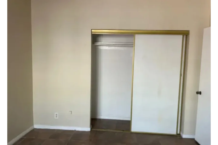 $1450 : DUPLEX 2 BEDROOM 1 BATH 1 CAR image 1
