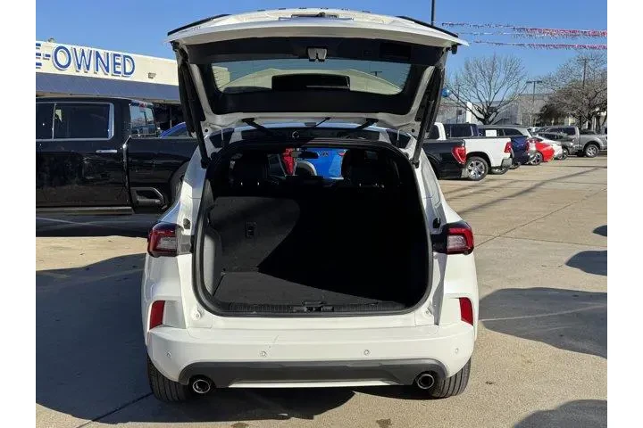 $23874 : Ford Escape 2023 ST-Line 4dr image 8