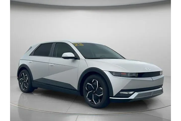 $21991 : Hyundai IONIQ 5 2023 SEL 4dr image 8