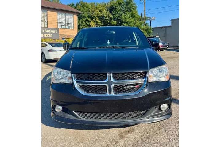 $5500 : 2017 Grand Caravan SXT image 6