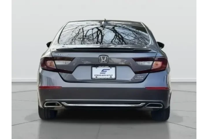 $19790 : Honda Accord 2019 Touring 4d image 4