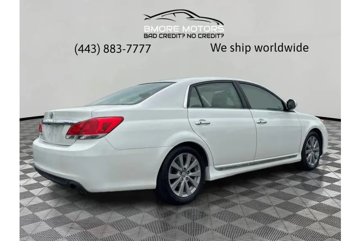 2011 Avalon image 6