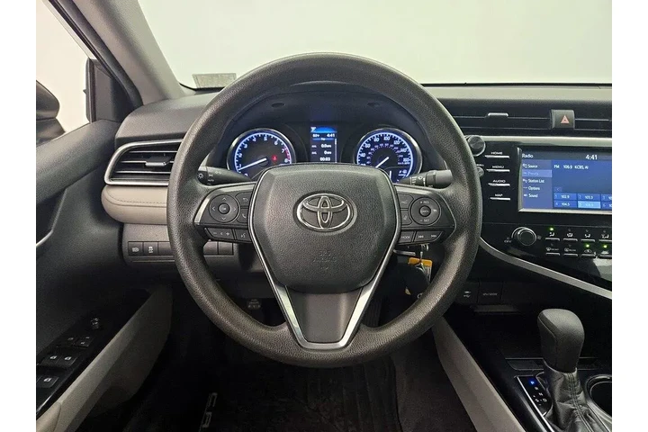 $22998 : Toyota Camry 2019 LE 4dr Sed image 10