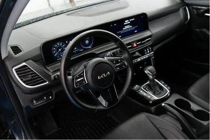 $24568 : Kia Seltos 2025 EX 4dr SUV image 3